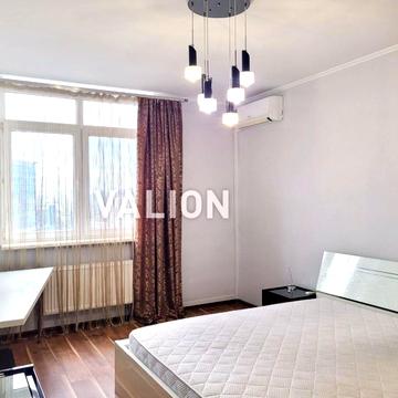 Воскресенська вул., 12-Г