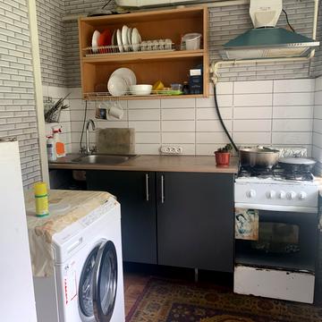 Кирилівська вул. (Фрунзе), 131