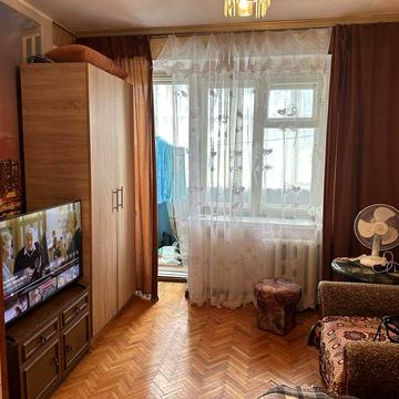 Квартира - гостинка кирпич