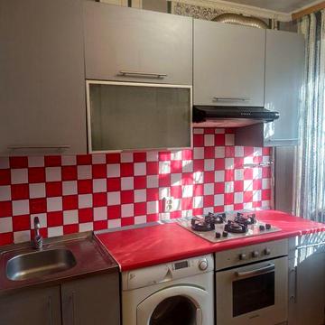 Сдам. Черемушки однокомнатную.