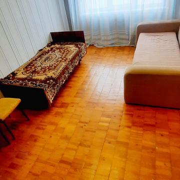 Георгія Гонгадзе просп. (Радянської України), 1/102