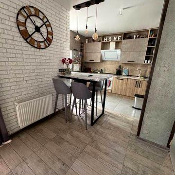 Здам дизайнерську трьох рівневу  квартиру з терасою ЖК Комфорт Таун