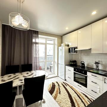 Набережна вул., 8д