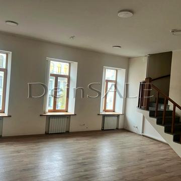 Володимирська вул., 6