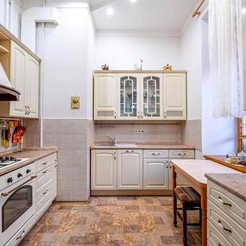 Хрещатик вул. (Kreschatic), 15