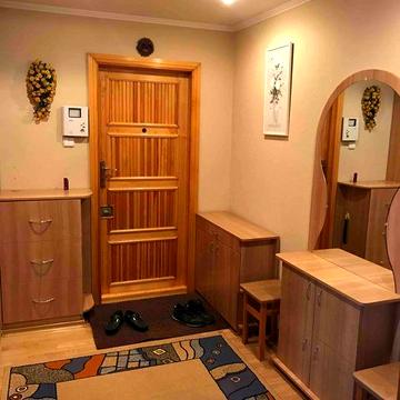 Продам квартиру у гарному стані