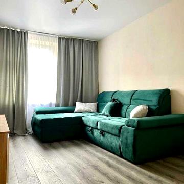 Сдаётся 2-х комнатная квартира на ул. Новокрымская 4а