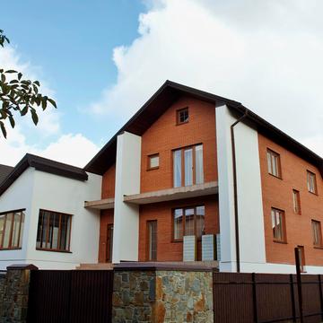 4-та Білогорська вул., 50