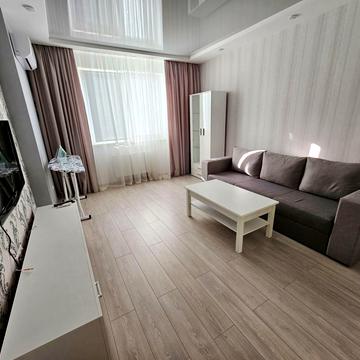 Бориса Гмирі вул., 16