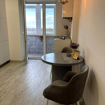 Нова однокімнатна квартира, вперше здається! Умань