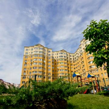 Миру вул., 41