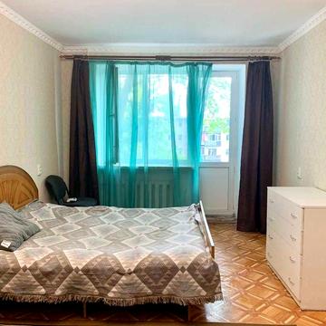 Сдам 1 комнатную квартиру на Заболотного. Газ