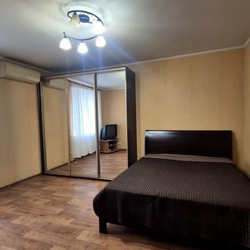 Новосельського вул., 73