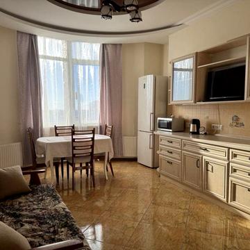 Сдам С ЛЕТОМ! 2к кв Стикон Французский бульвар ЕСТЬ ПОДЗЕМНЫЙ ПАРКИНГ