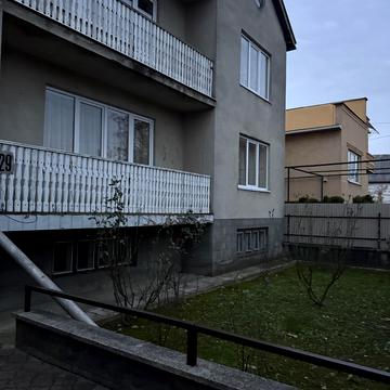 Набережна, 29