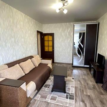 Сдам 2 клмнатную квартиру метро Спортивная