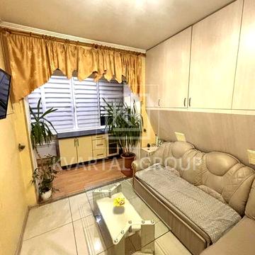 Продаж / Квартира / Черняхівського , Гостомель