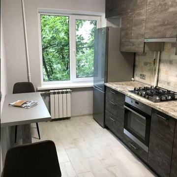 Реальная!Продам 2х.ком ж/м Парус/Коммунар Новый ремонт!