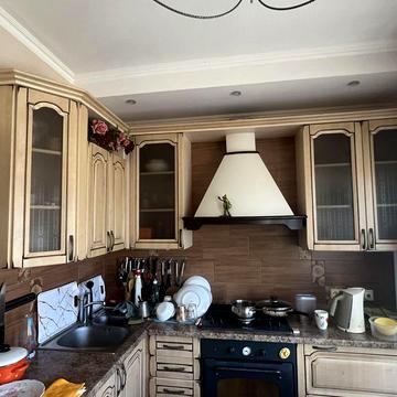 Здаю будинок Петрушки