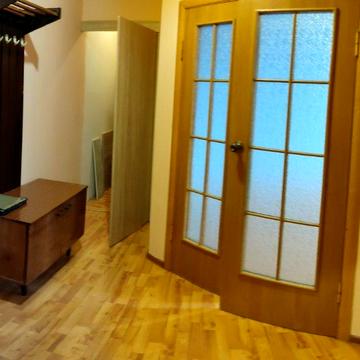 Богдана Хмельницького вул., 51