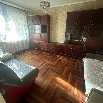 Оренда 2 кімнат квартири на правом