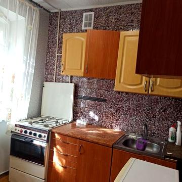 Сдам двухкомнатную Черемушки.