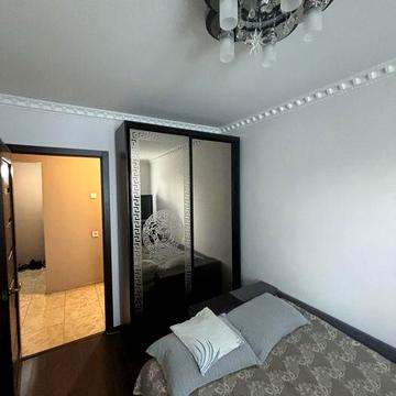 Продам большую 3 комнатную квартиру пр.Слабожанский 139