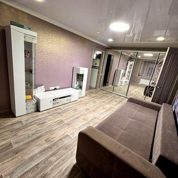 Сдам 2 ком 8/9 ,район Колос/1 линия