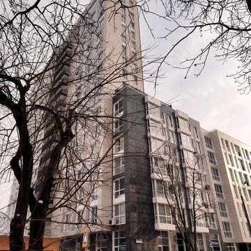 Лейпцизька вул., 13