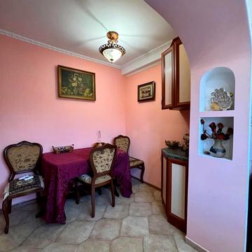 Амвросія Бучми бульв., 3