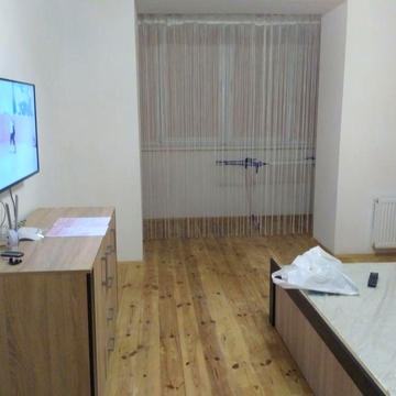 Здається квартира в районі "Срібних лелек". Власник