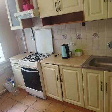 Васильківська вул., 53к1