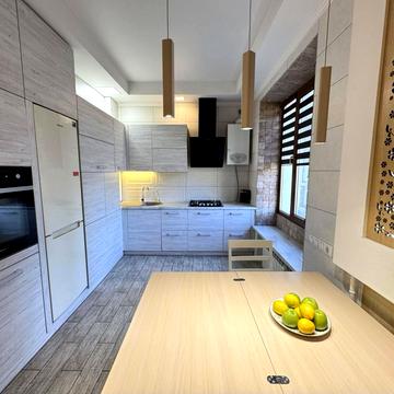 Незалежної України вул. (40 років Радянської України), 78