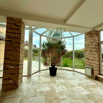 Совиньон-1! Аутентичный дом на 15-ти сотках в парке!