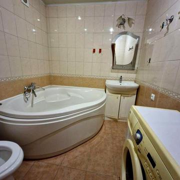 Здам 2 кім кухню- студію біля Конкорду 11000+