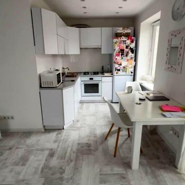 Ушинського вул., 1