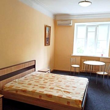 Загорівська вул. (Багговутівська), 30