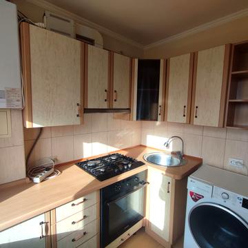 Зелена вул., 130