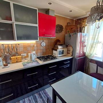 Здається шикарна 3к квартира з ремонтом центральна Митниця