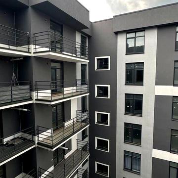 Продається 2к кв. 70.4м.кв. 9/10 пов. вул. Хмельницького Богдана 73а ЖК Хмельницький