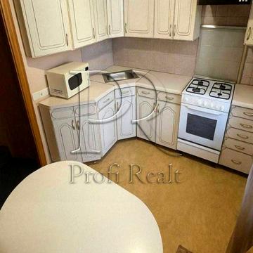 Русанівська набережна вул., 10/1