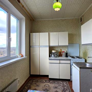 Сонячна вул., 7