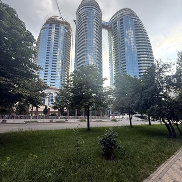 Джона Маккейна вул. (Івана Кудрі), 12