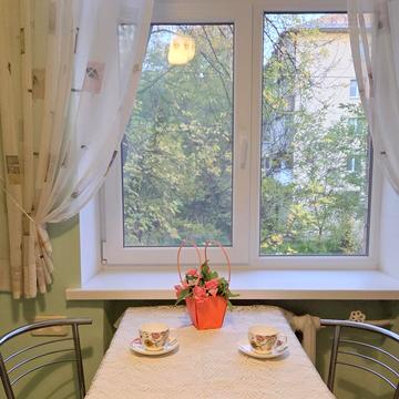 Метробудівська вул., 9/9