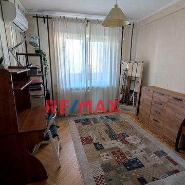 Продам 2-кім. кв. 46,6м2 вул. В. Васильківська145/1 Печерський р-н