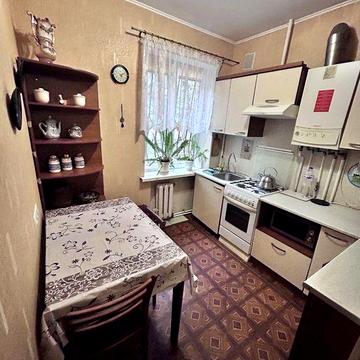 Продам 3 кімнатну квартиру з автономним опаленням на Соцмісті.