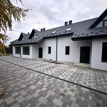 Сологуба вул., 40