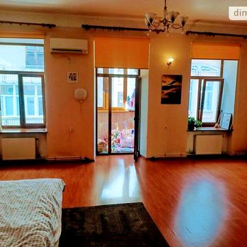 Продаж 4к Квартира Карантинна вулиця