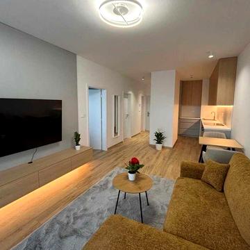 Термінова оренда 2 кімнатної квартири в ЖК Parus City