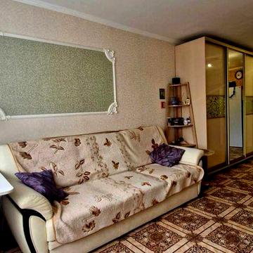 Продам 3к кв р-н Аєропорта ( пер. Пилотов 1)